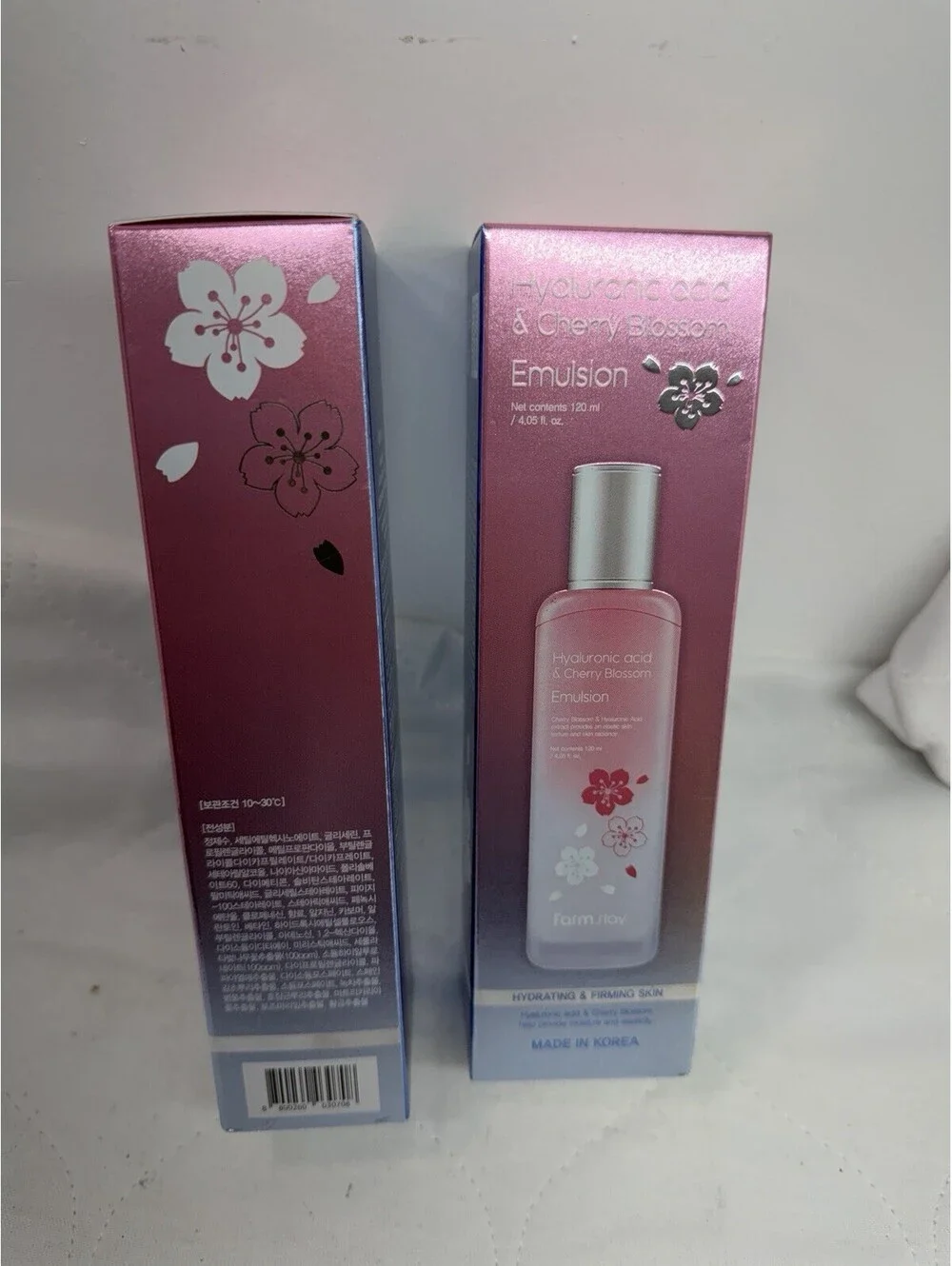 FarmStay Hyaluronic Acid Cherry Blossom Toner & Emulsion Set K-Beauty NEW